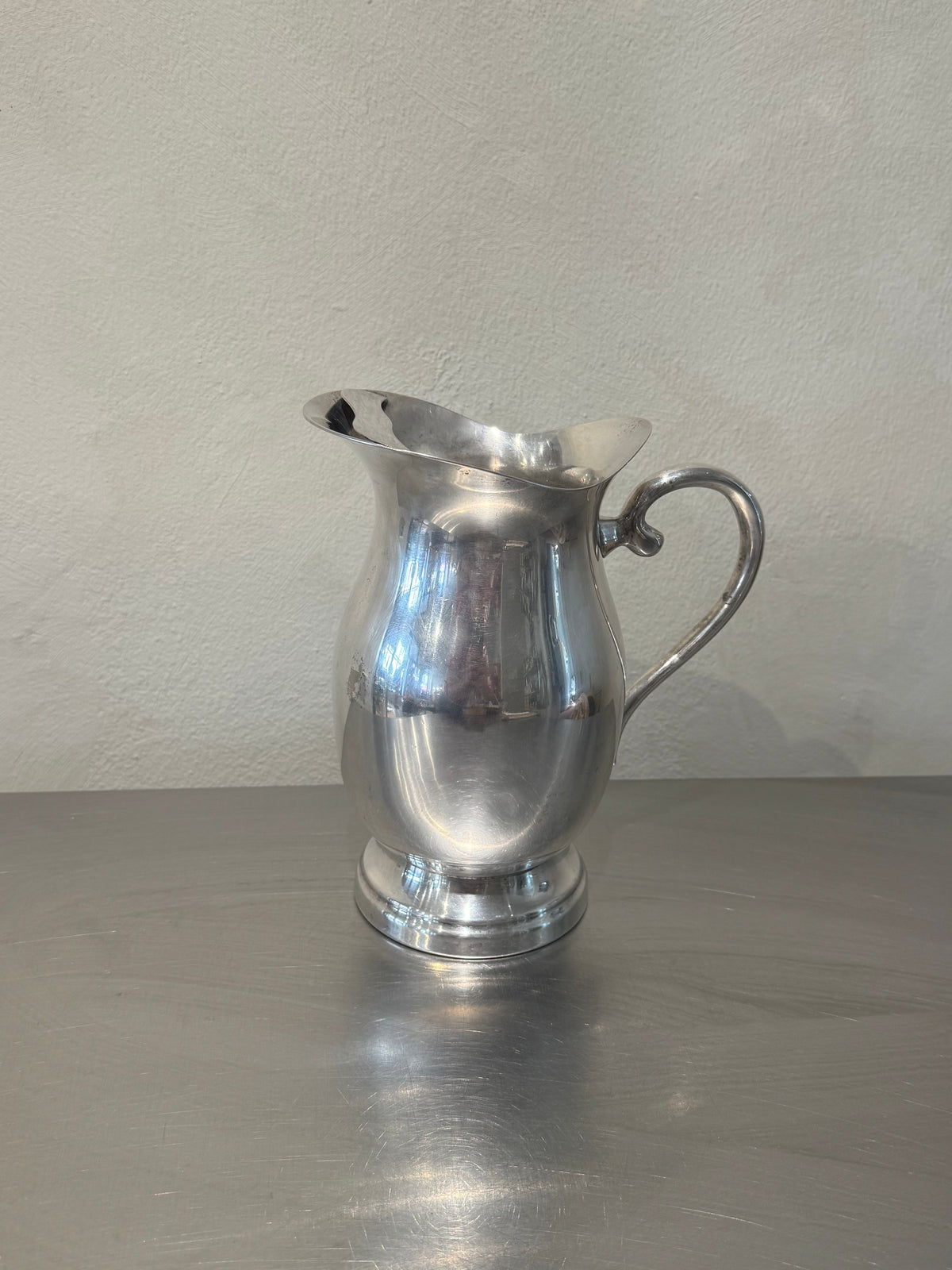 Silver-plated pitcher for ice lemon and fruit water