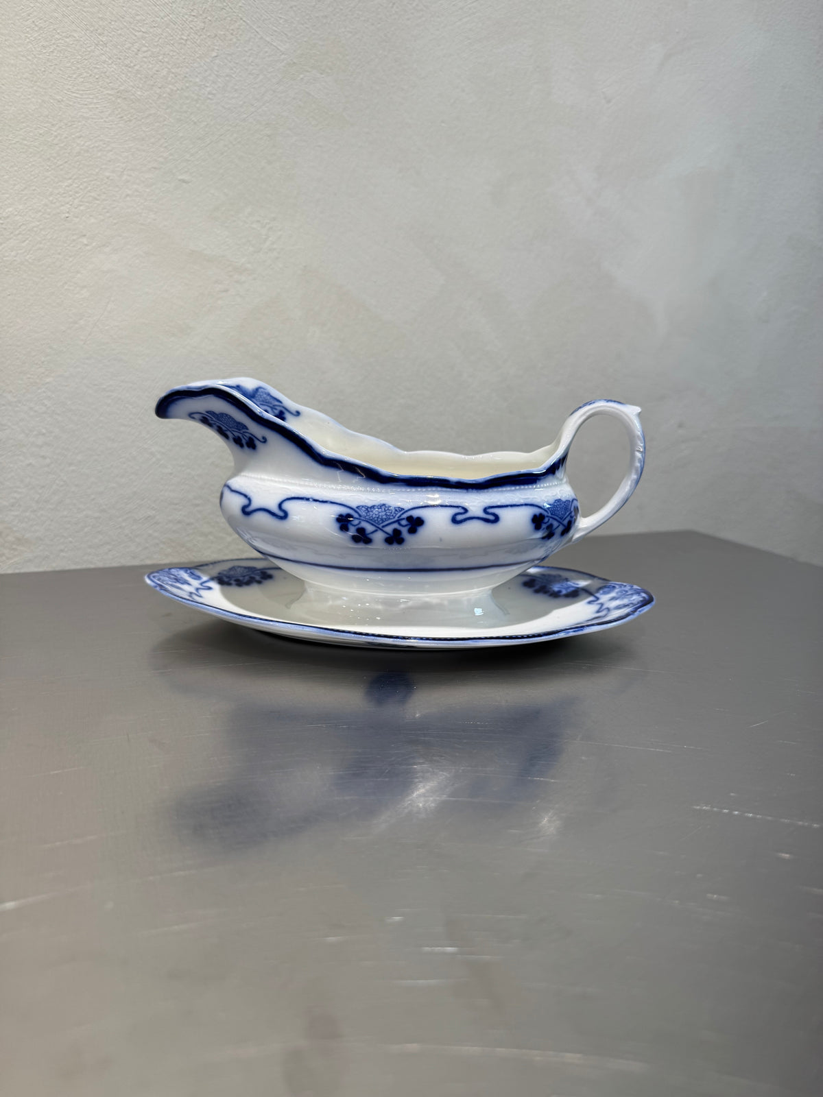 Grindley Flow Blue Gravy Boat – product image 2