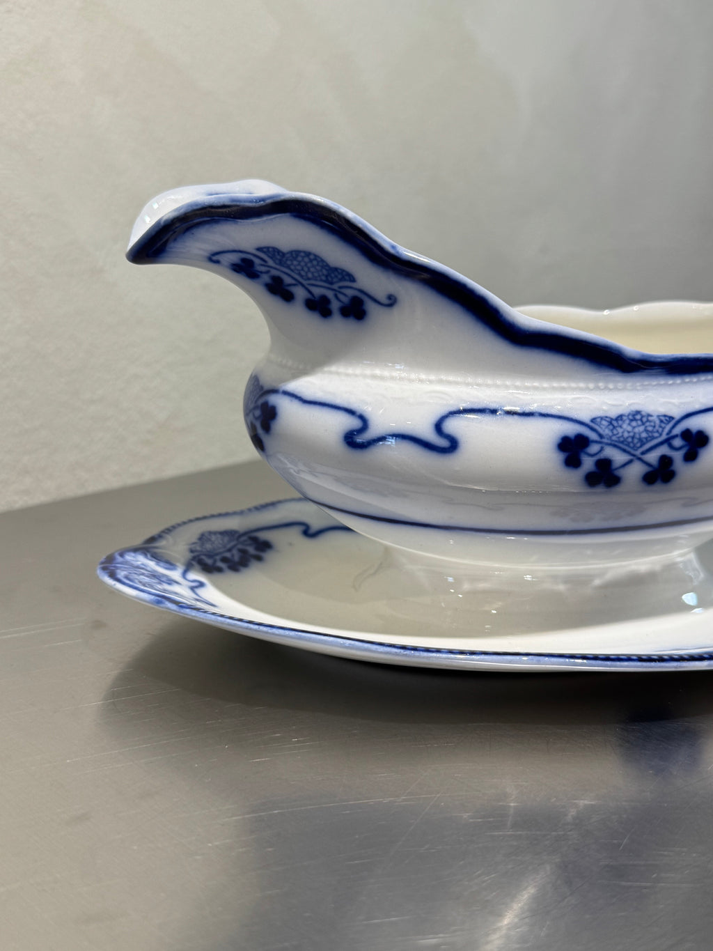 Grindley Flow Blue Gravy Boat – product image 3