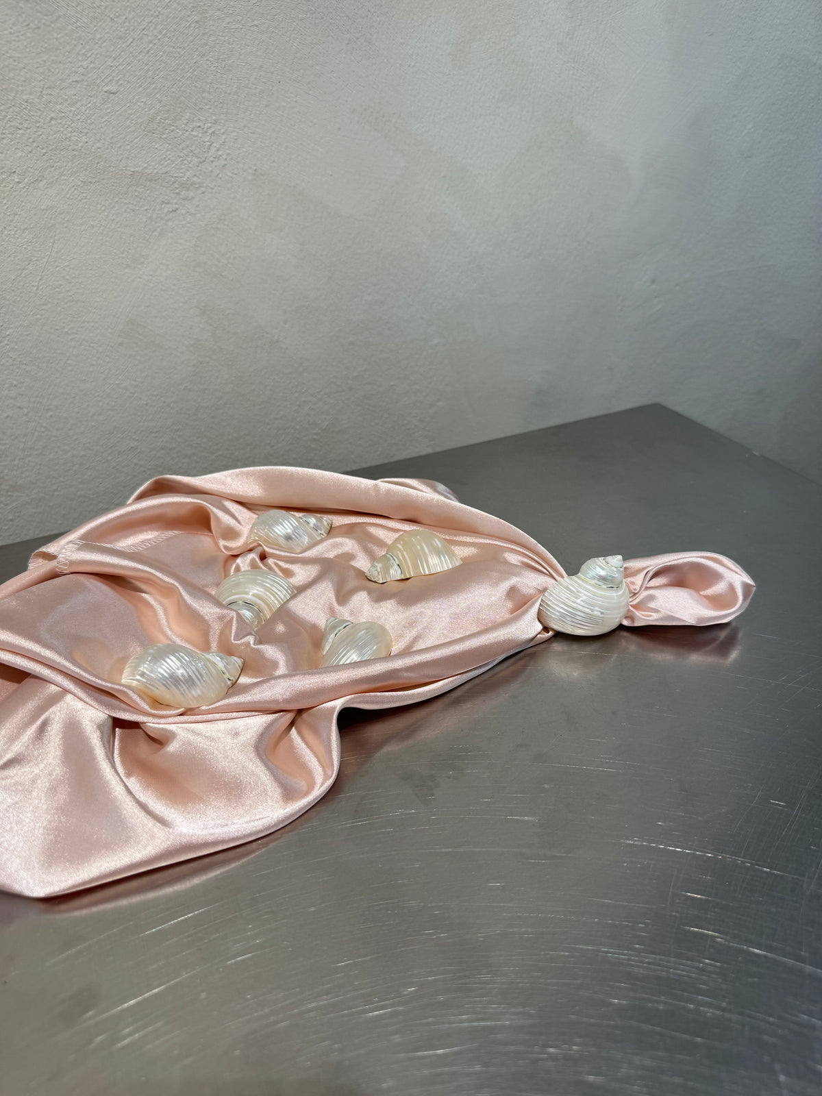 Shell Napkin Rings Set of 6 – product image 1