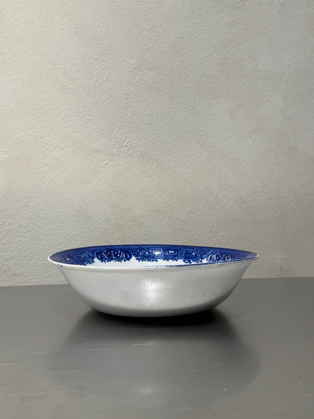 Gustavsberg Willow bowl detail