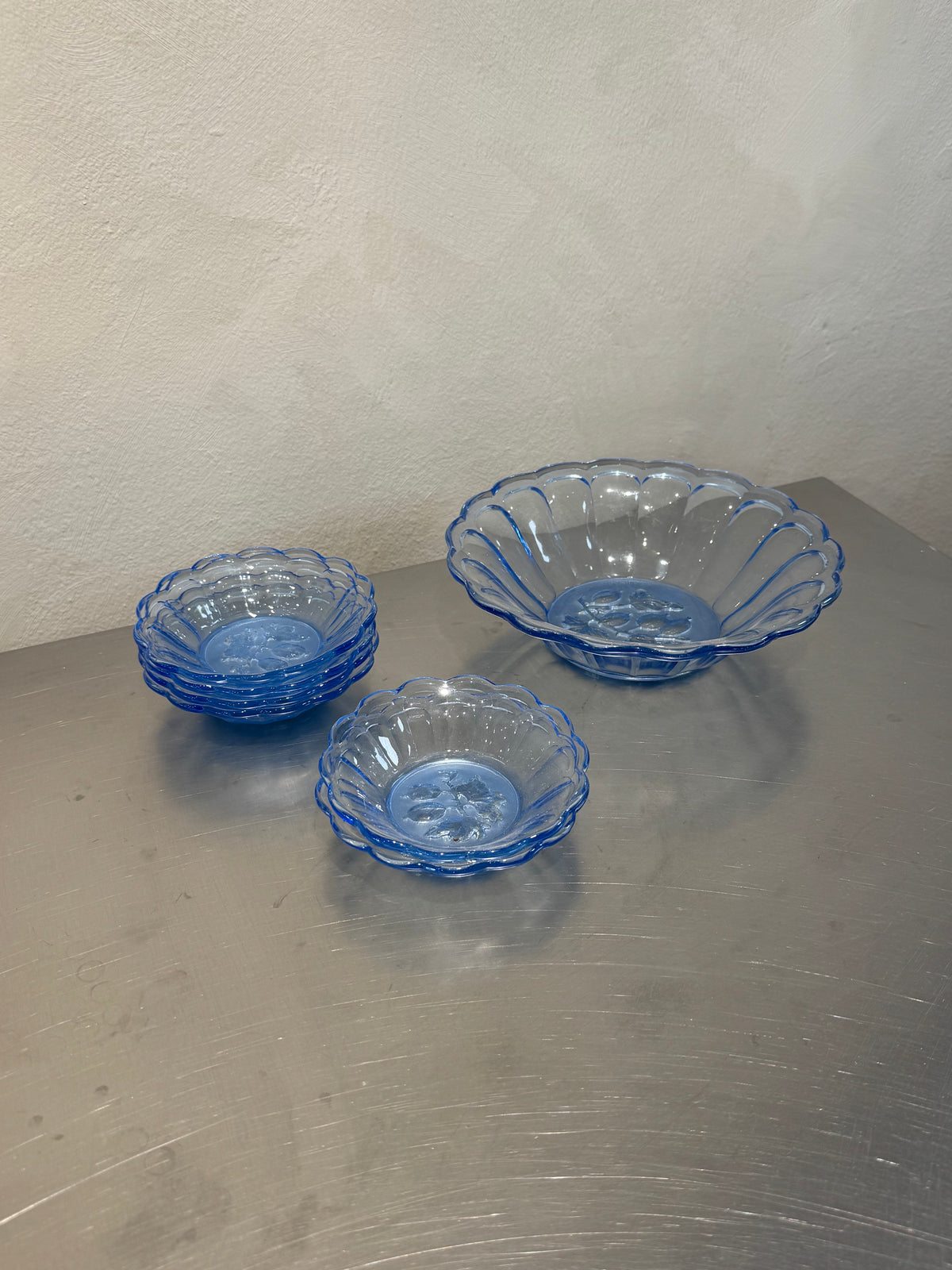 Gooseberry Dessert Bowls Set of 7 – product image 1