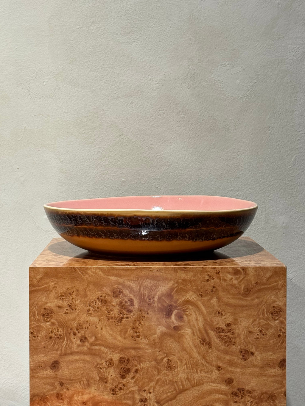 SERENE - 70s Ceramics Salad Bowl – product image 1
