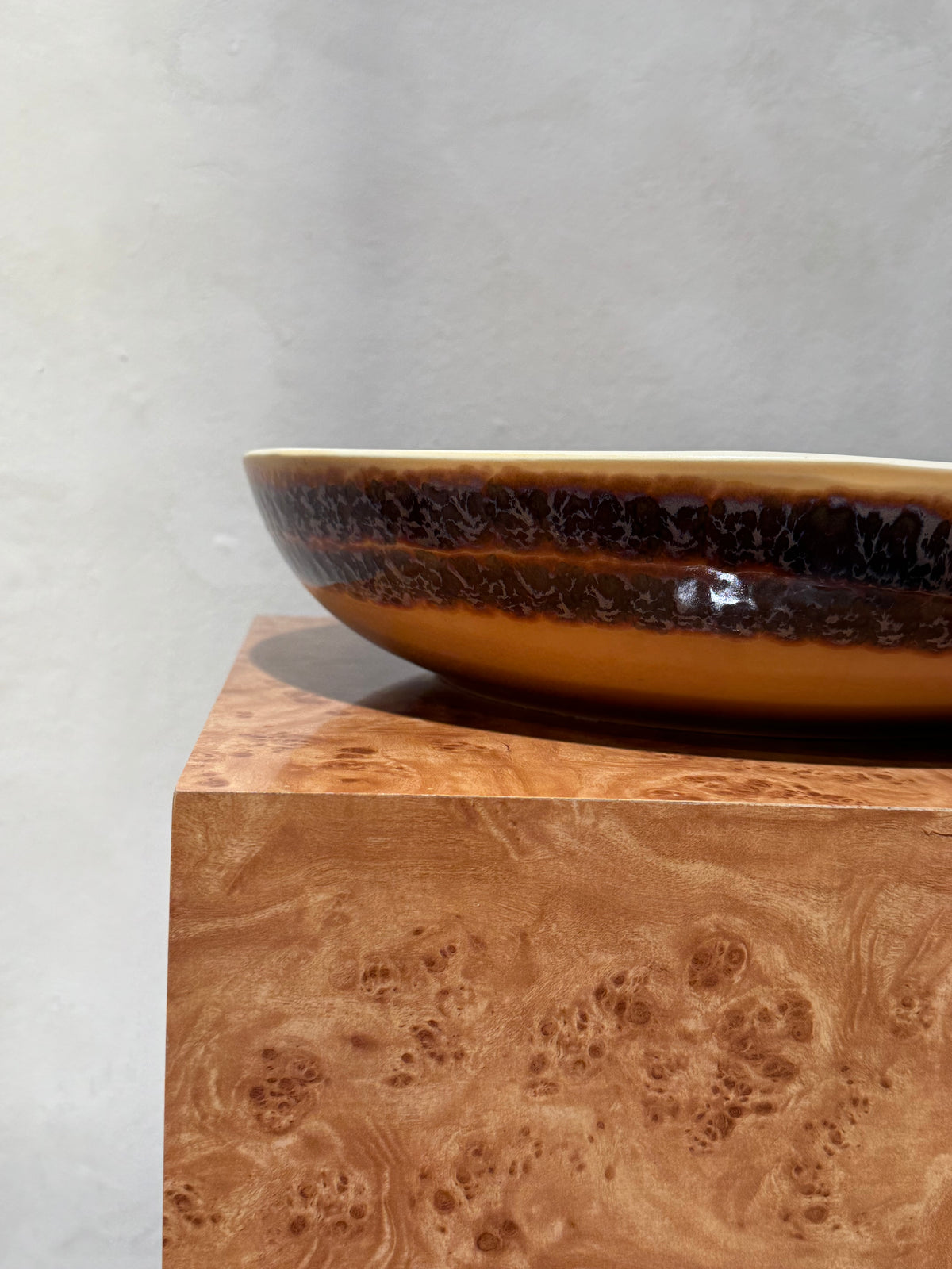 SERENE - 70s Ceramics Salad Bowl – product image 5