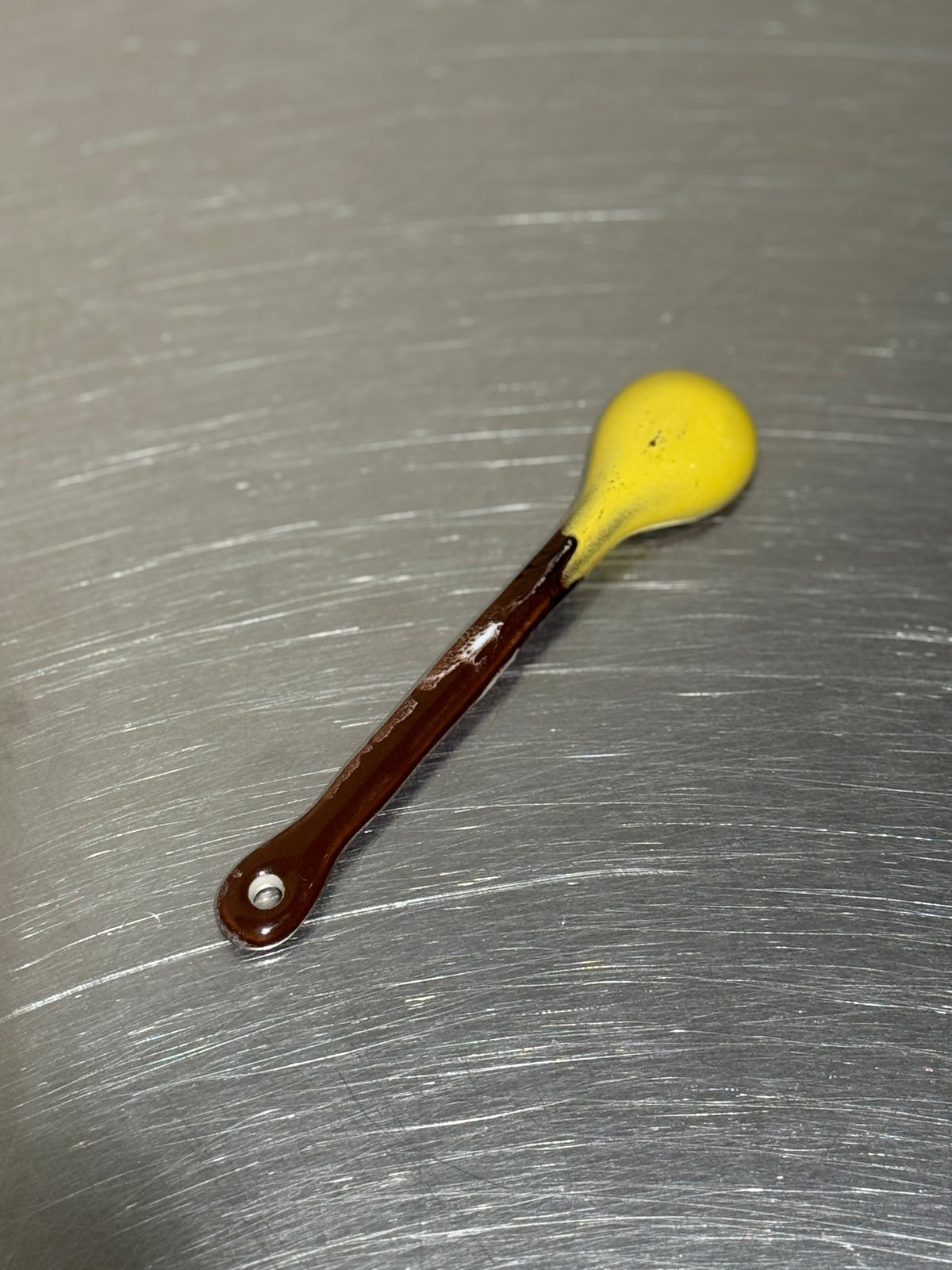 HKLiving 70s Ceramics Sketch Spoon M - Mustard reverse