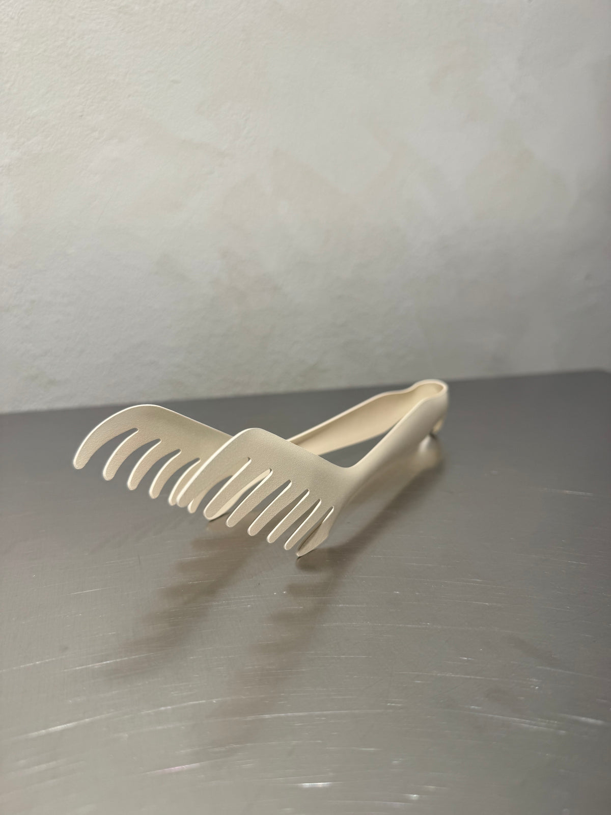 Spaghettitång – gräddvit, bild 1 av 3