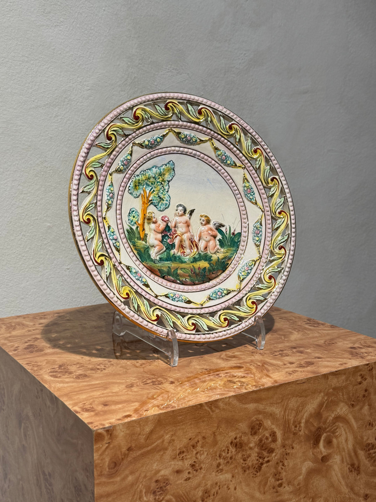 Capodimonte Relief Plate