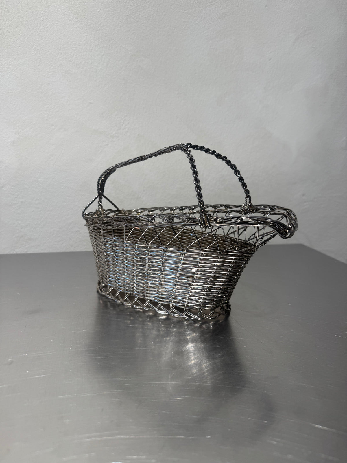 Metal Wine Serving Basket