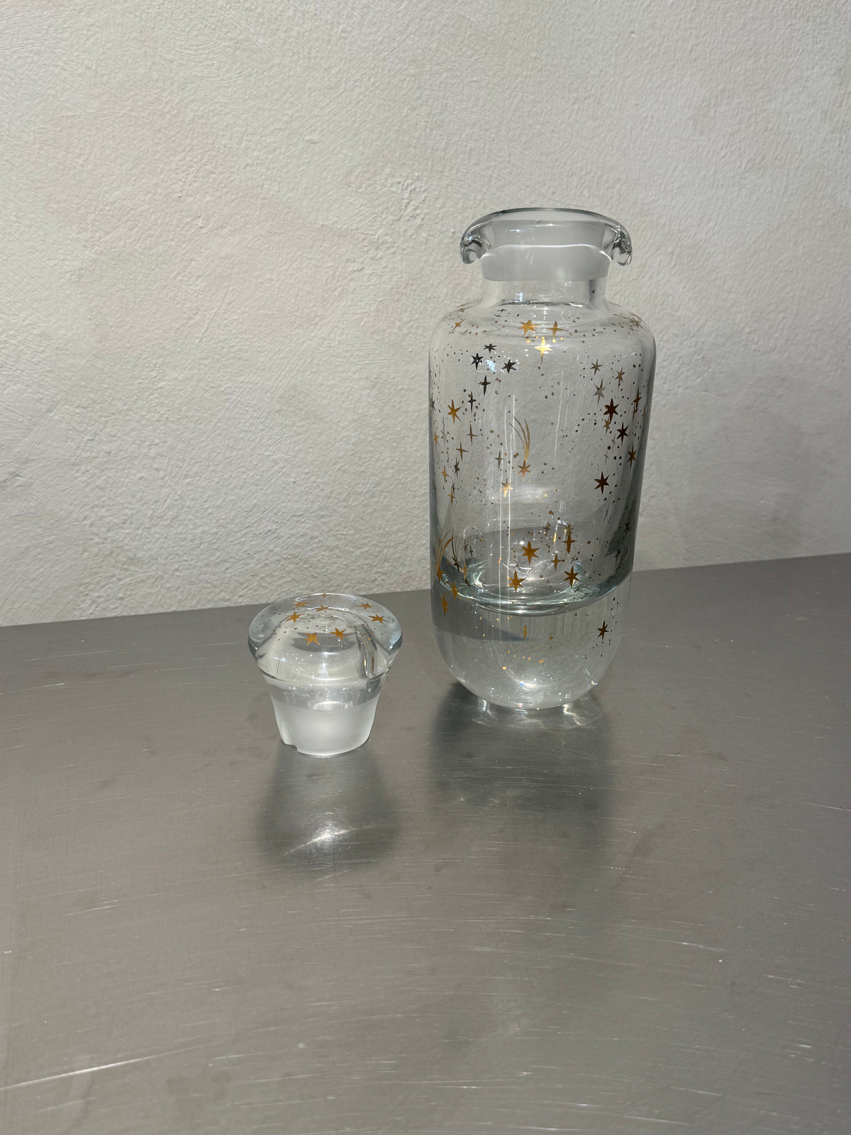 Golden Star Cocktail Shaker – product image 4
