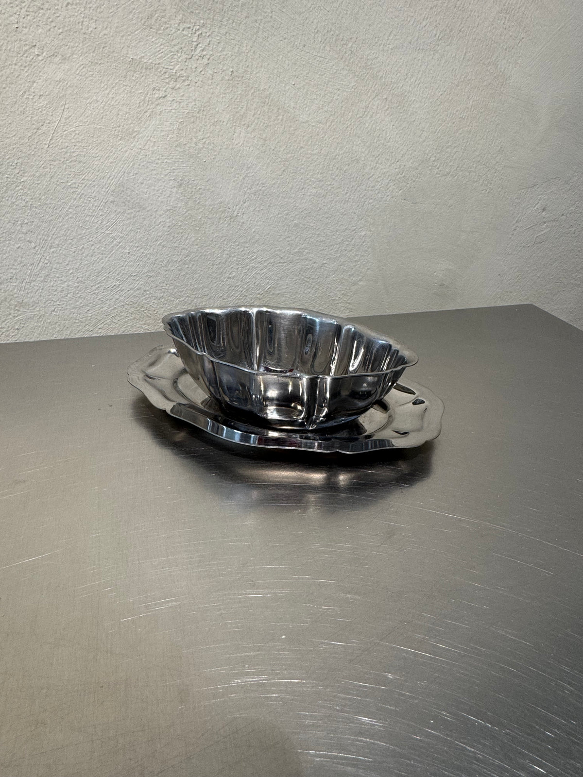 French Stainless Steel Gravy Boat – product image 1