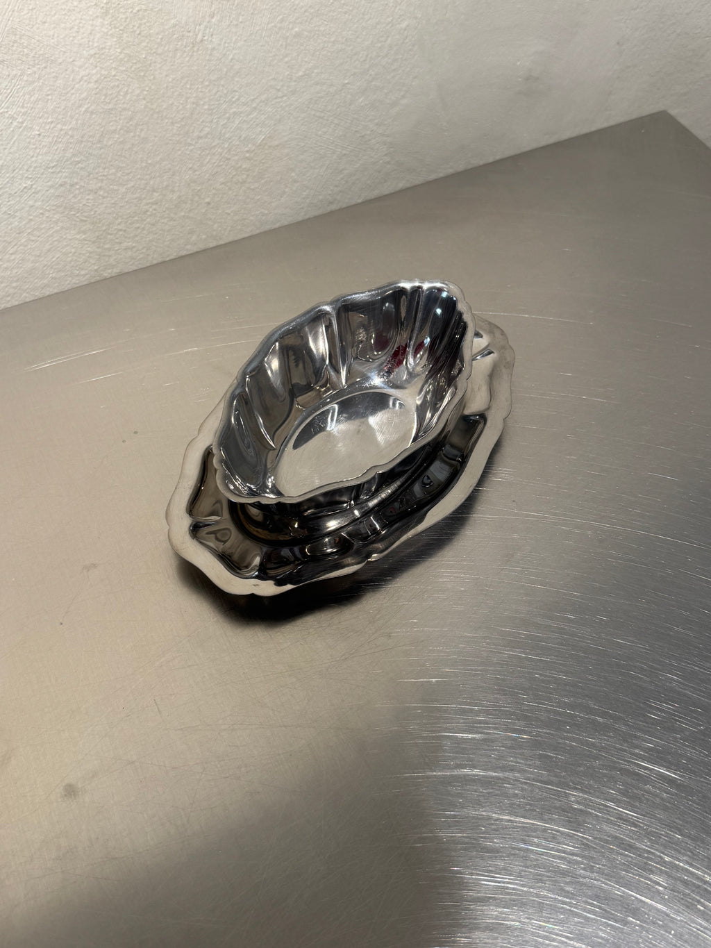 French Stainless Steel Gravy Boat – product image 3