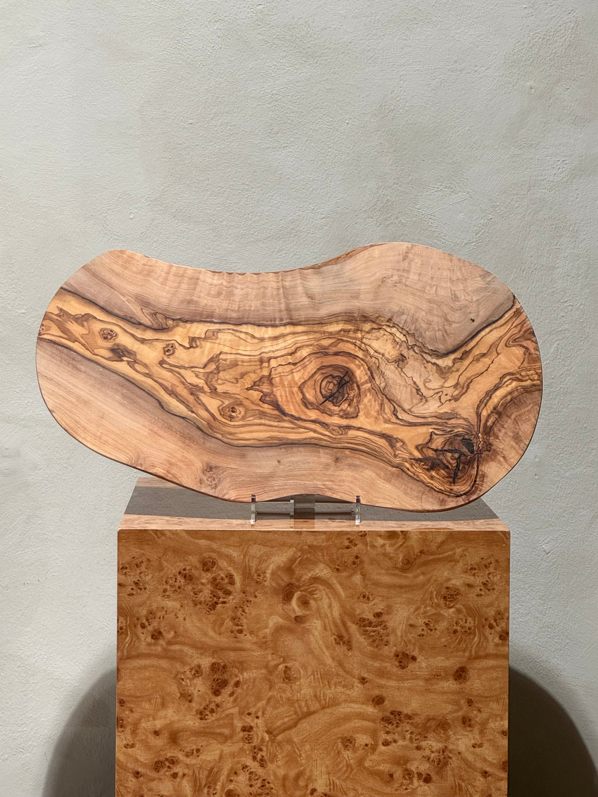Olive Wood Serving Board Large – product image 1