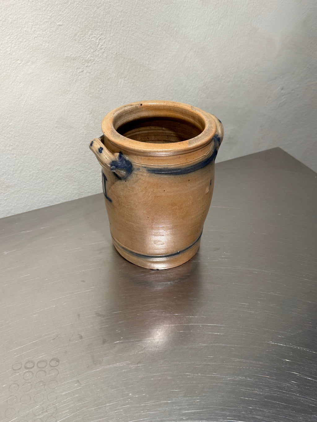 Dutch Stoneware Jar – product image 3