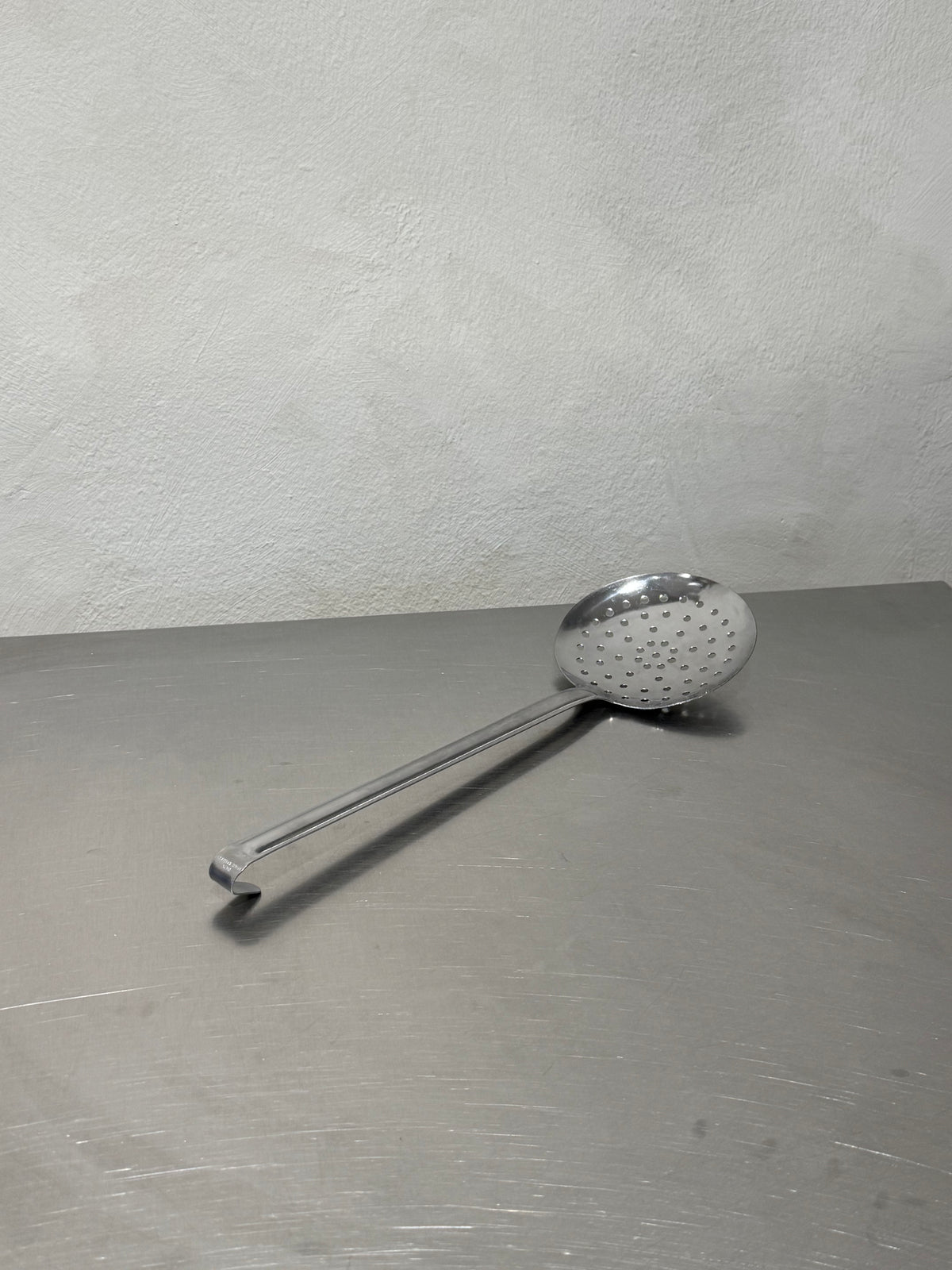Tomatto Slotted Spoon – product image 1