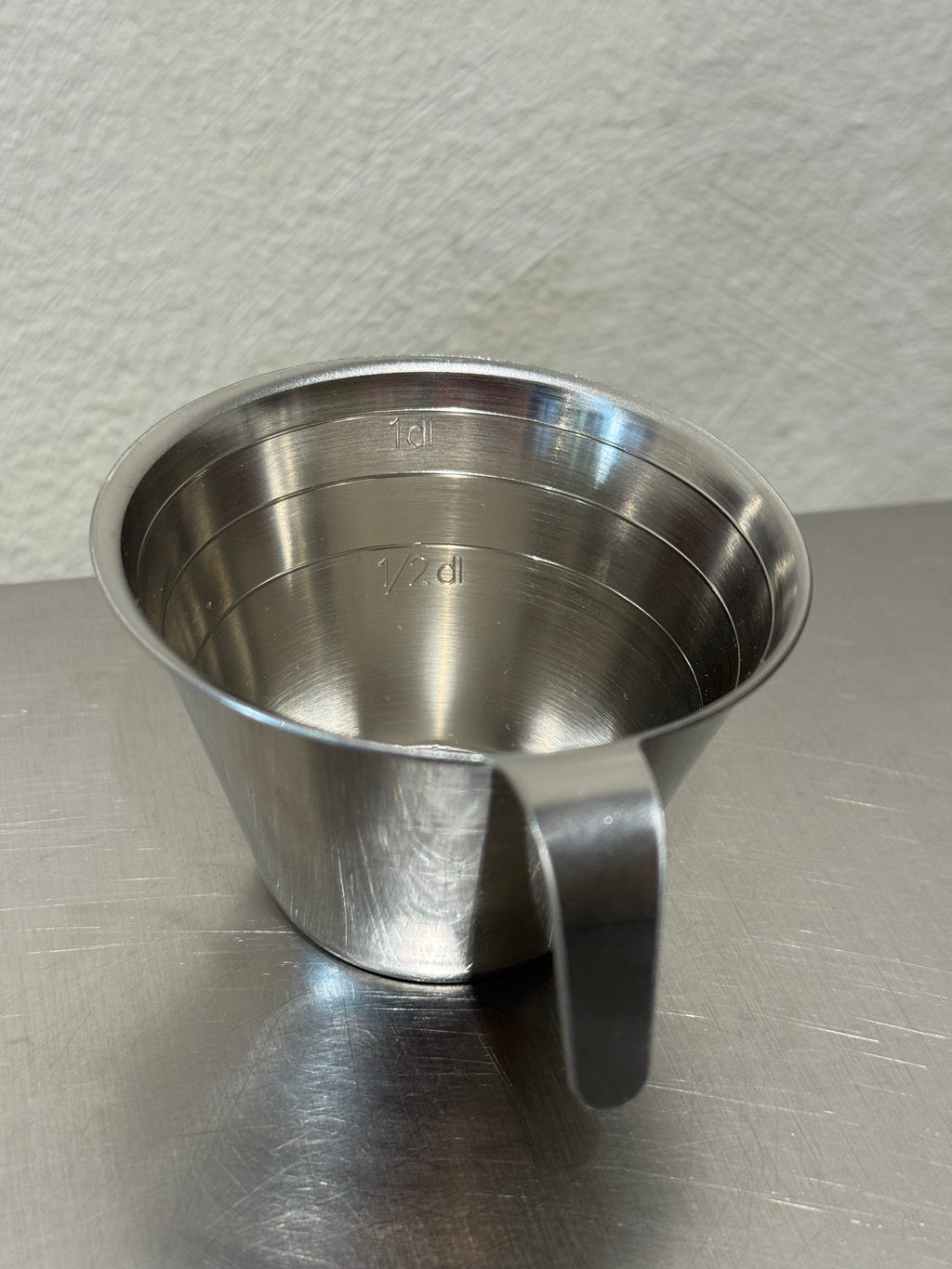 Jonas stainless steel measuring cup 1 dl