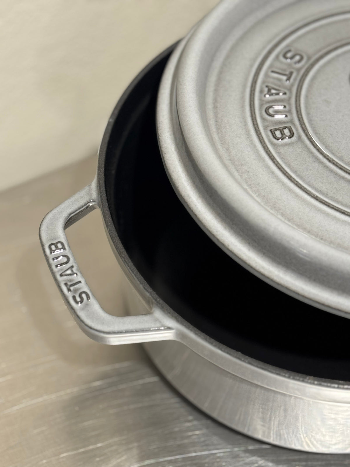 Staub graphite grey cast iron cocotte 3.7 L