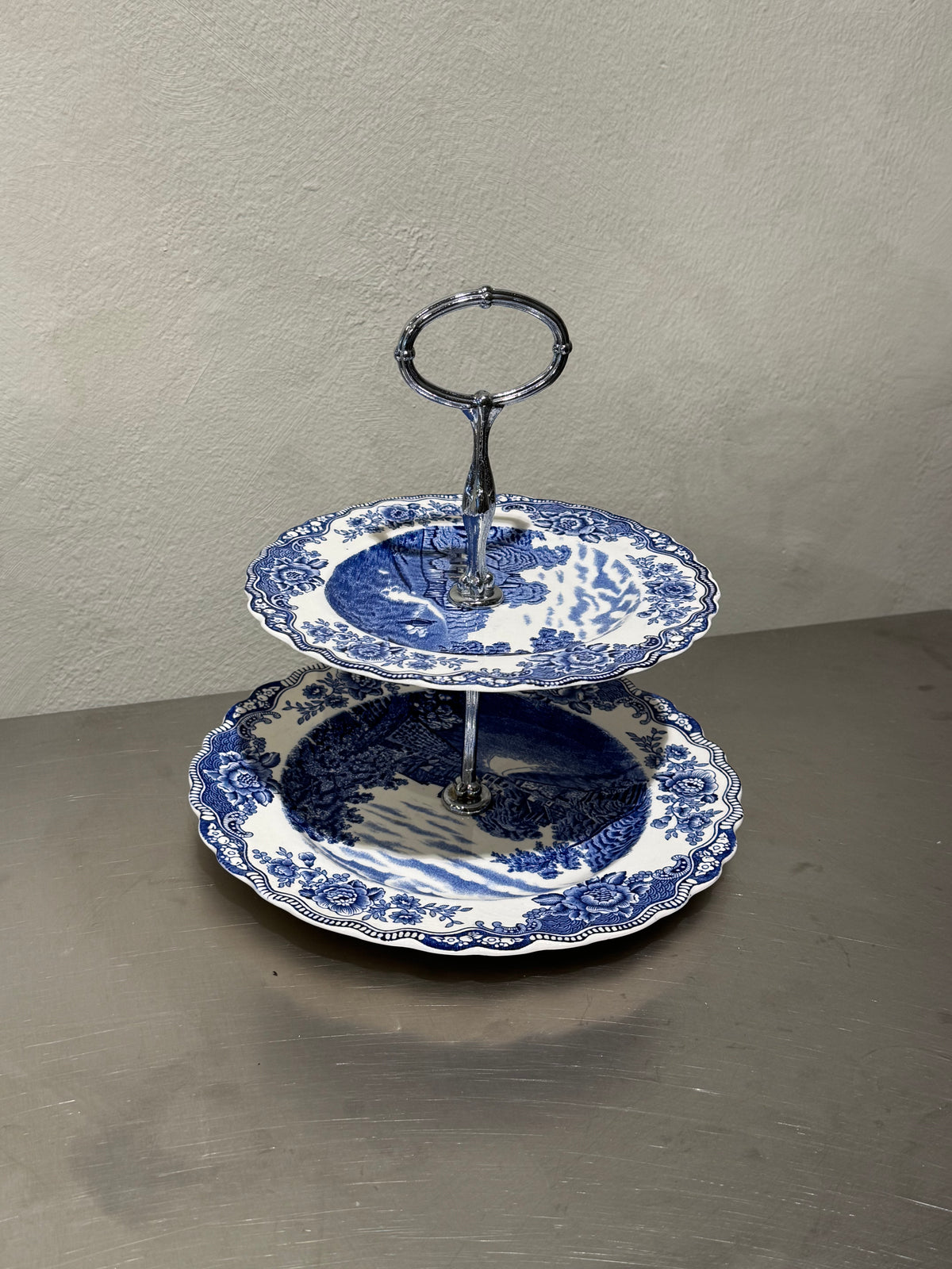 Crown Ducal Cake Stand – product image 1