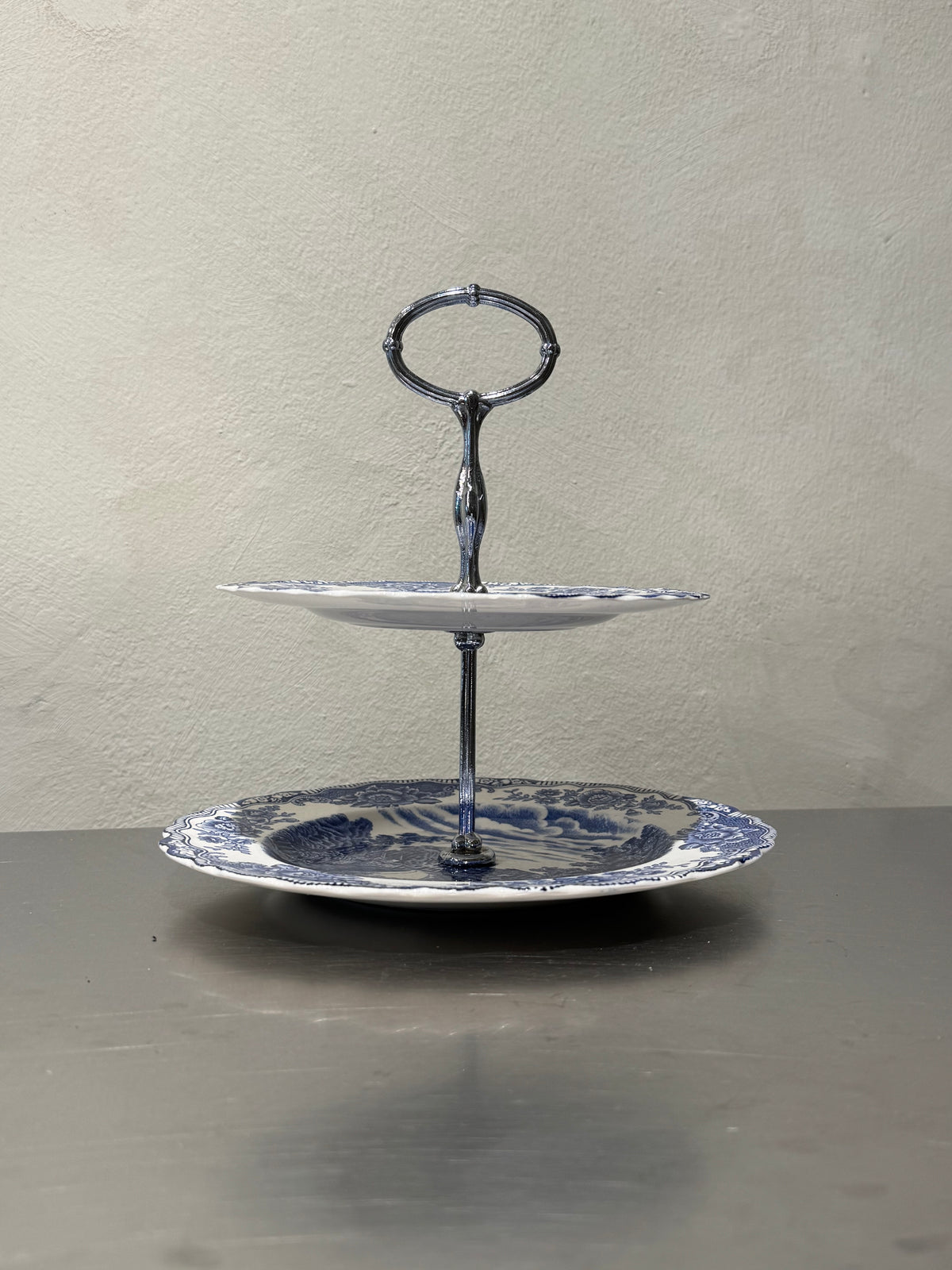 Crown Ducal Cake Stand – product image 4