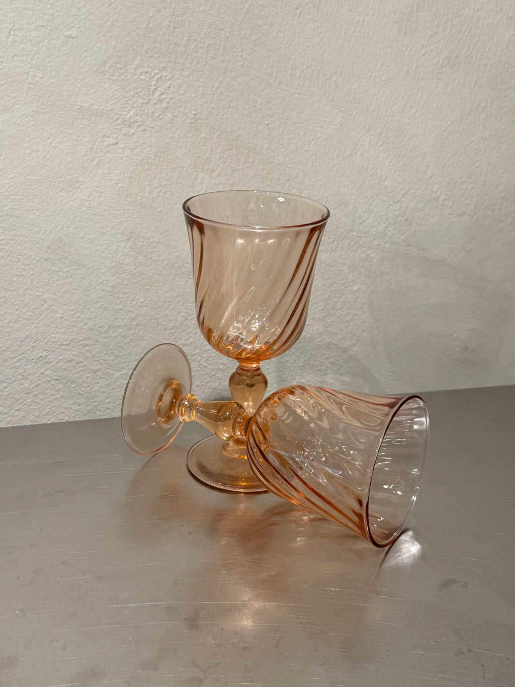 D'Arques Durand Rosaline Wine Glasses – product image 2