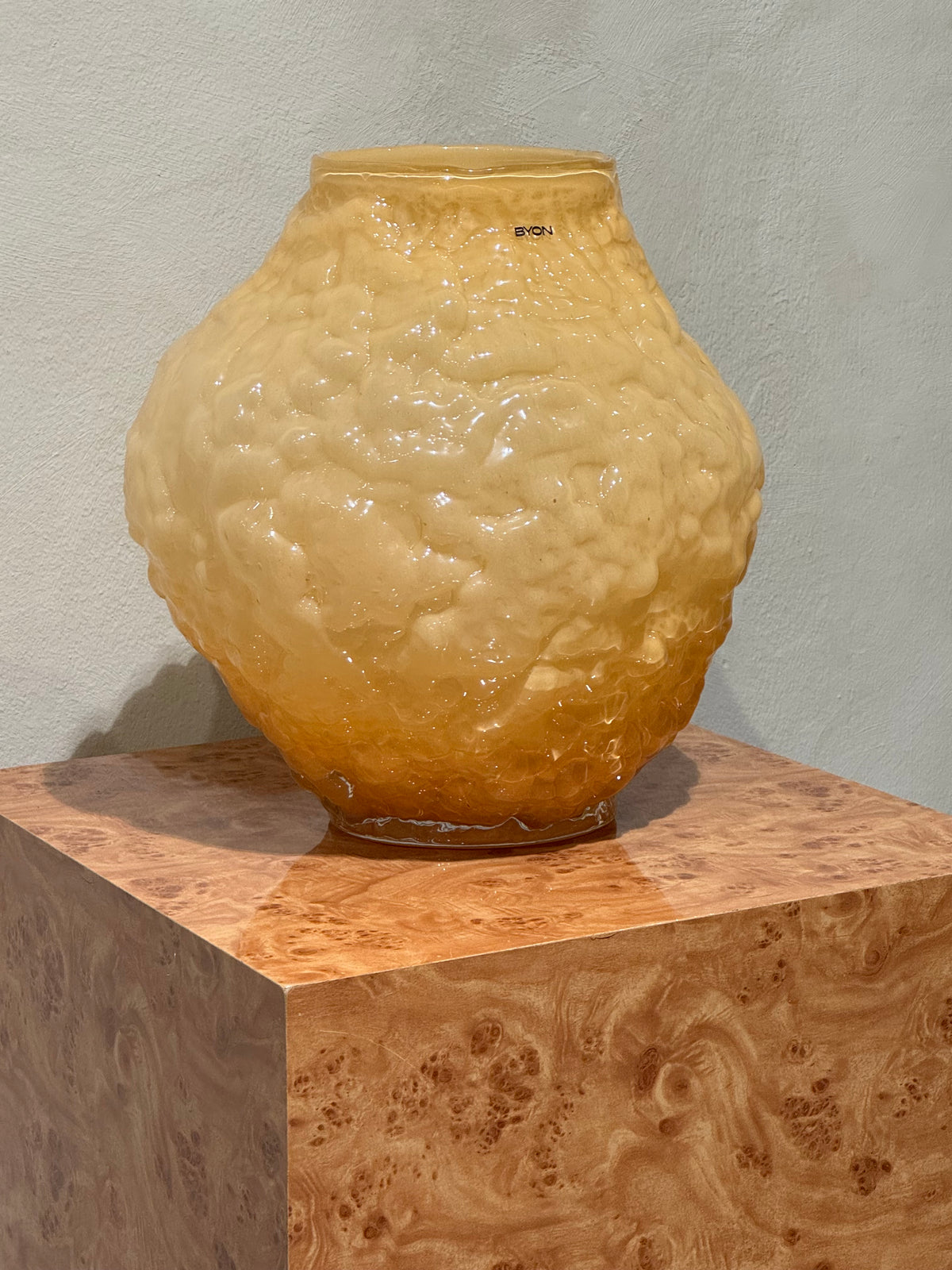 Corallo M vase in yellow
