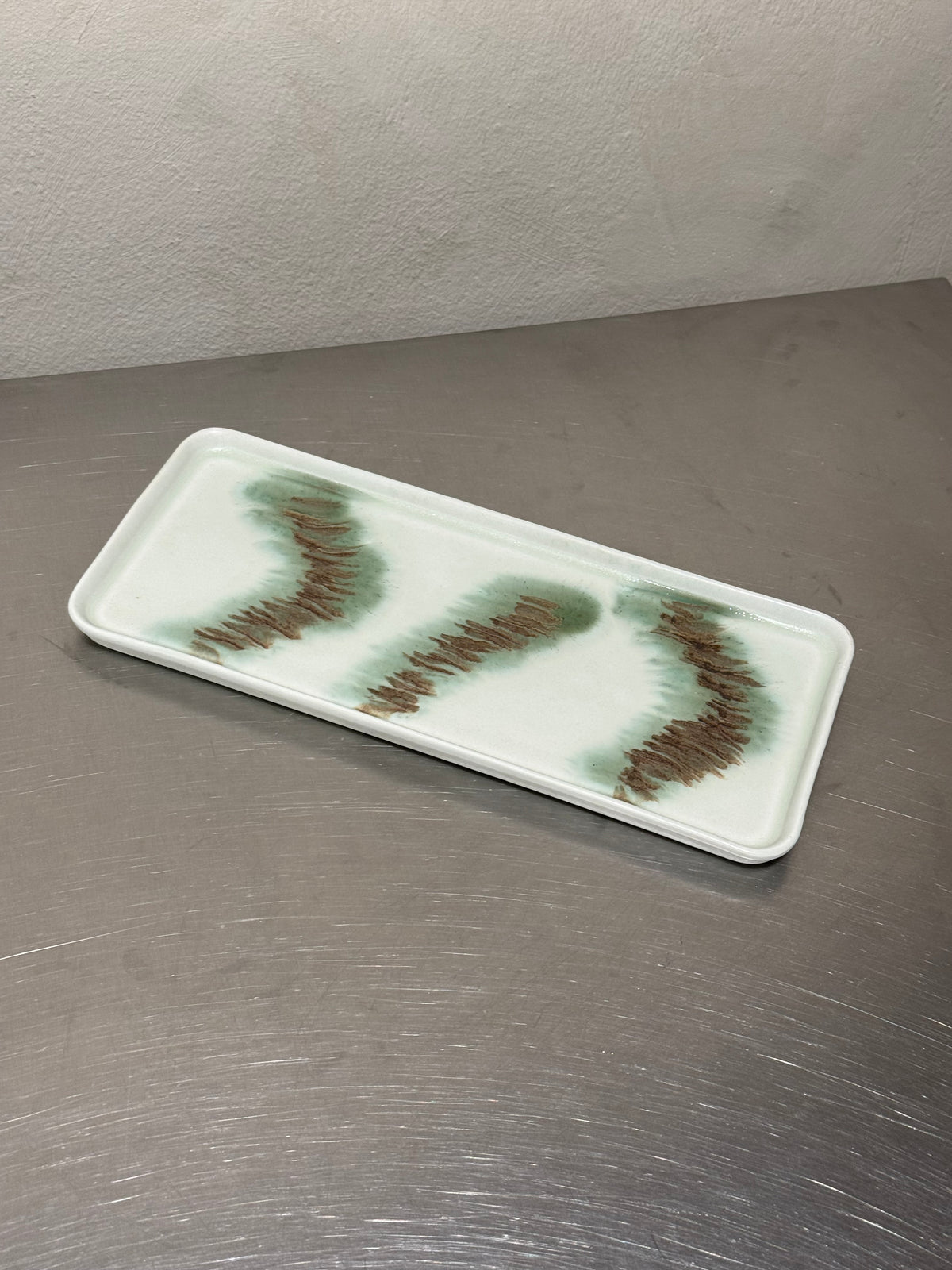 TIDE - 70s Ceramics Cake Tray