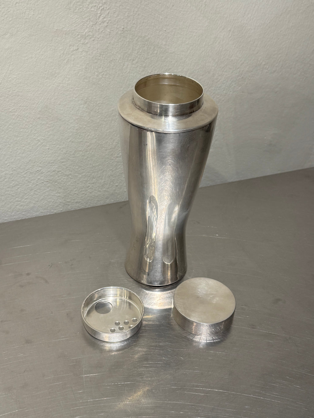 Nickel Silver Cocktail Shaker – product image 3