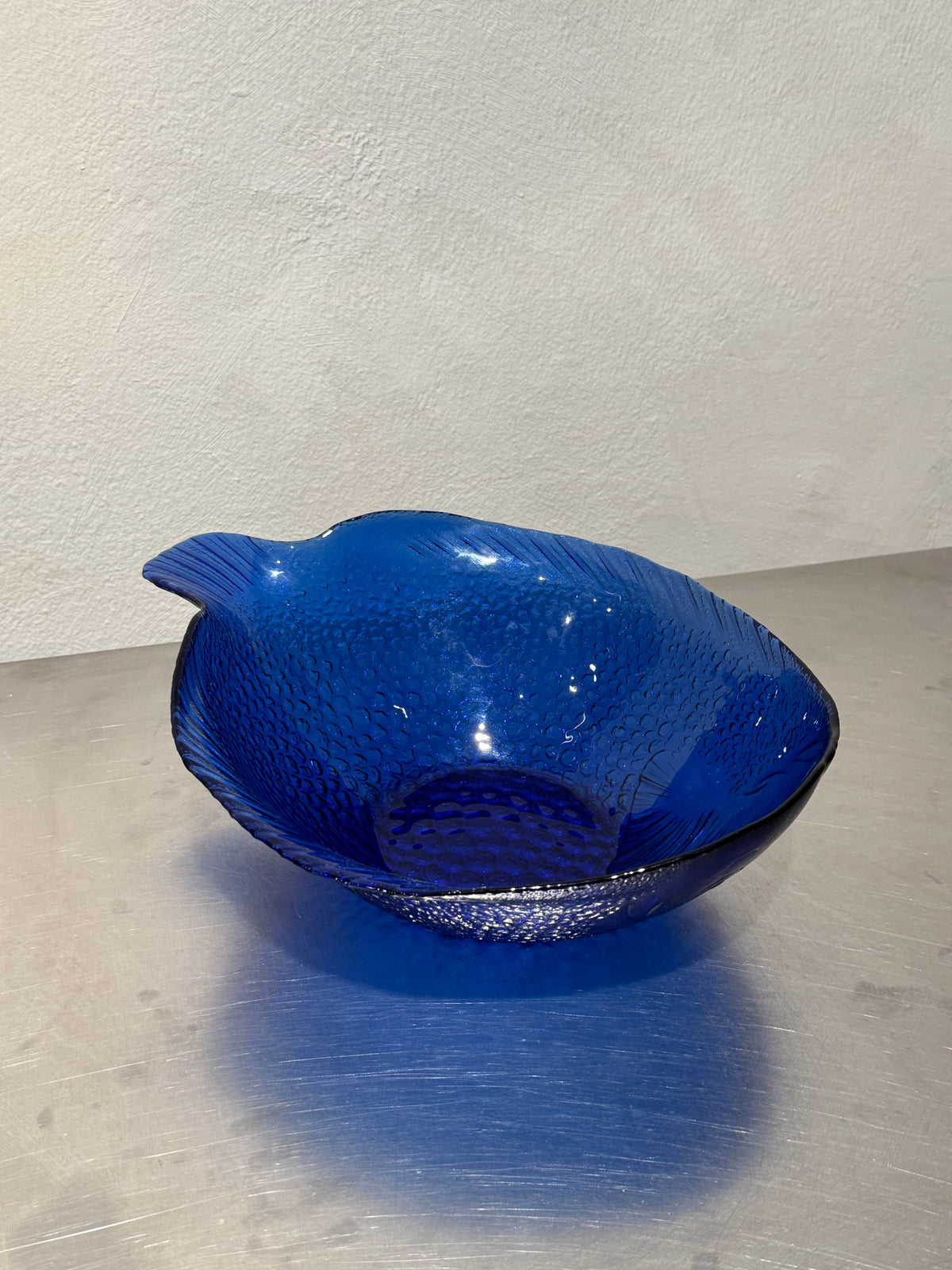 Arcoroc Indigo Fish Bowl – product image 2