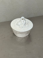 Parian Porcelain Trinket Box – product image 2
