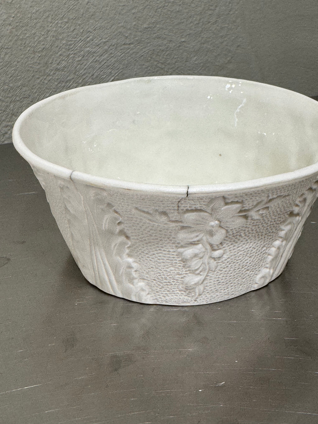 Parian Porcelain Trinket Box – product image 4