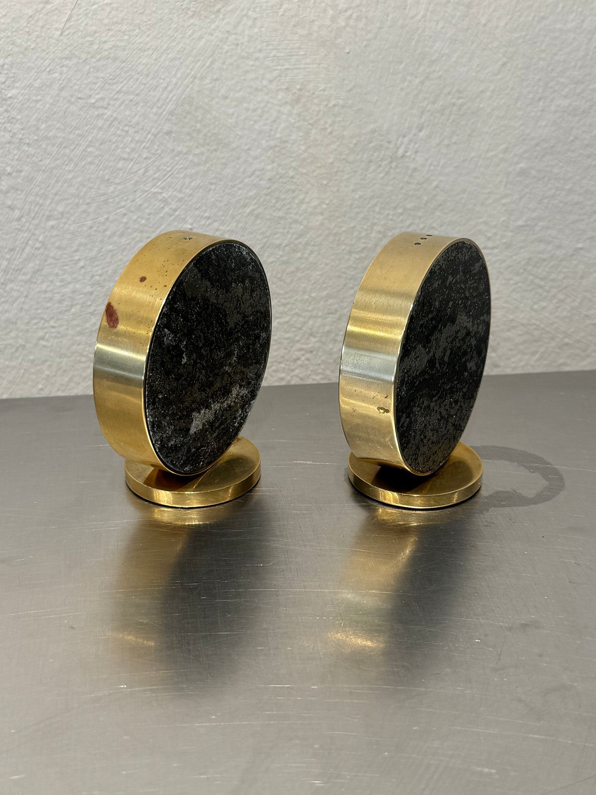 Saulo Salt and Pepper Shakers – product image 2