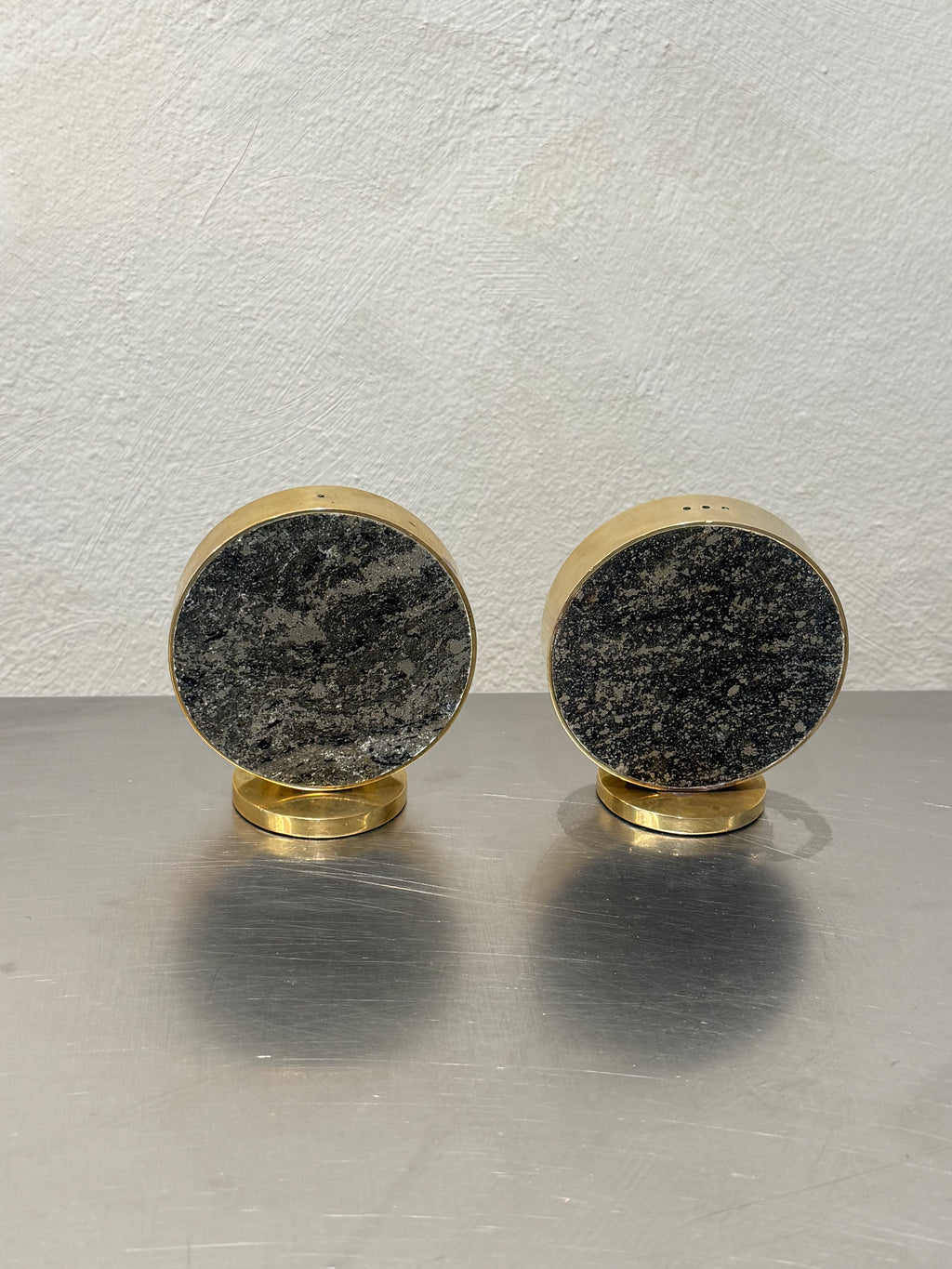 Saulo Salt and Pepper Shakers – product image 3