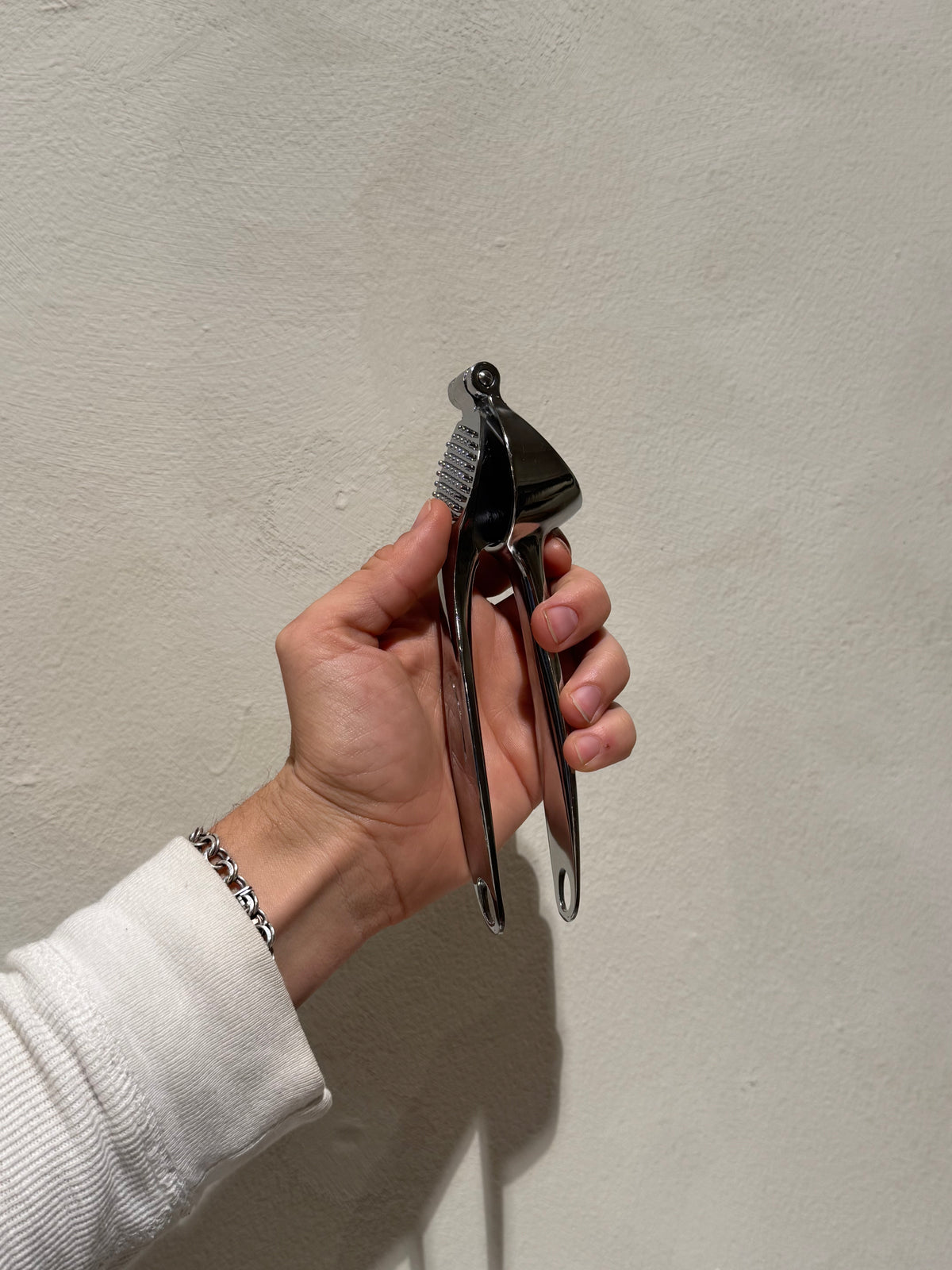 Dorre Via vitlökspress, detalj av presskammare