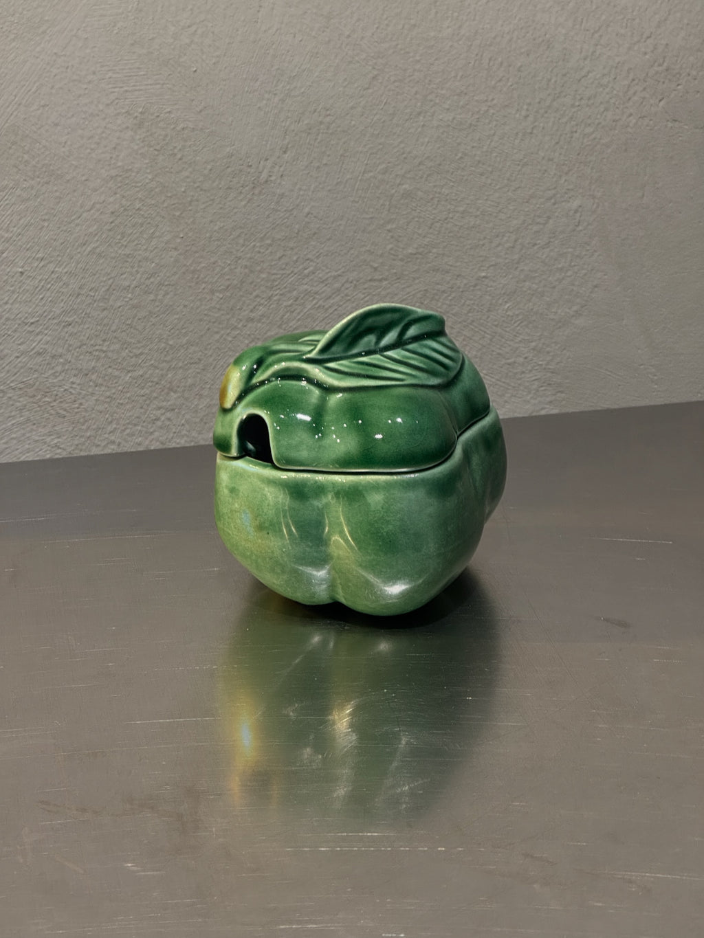 Large green pepper preserve jar