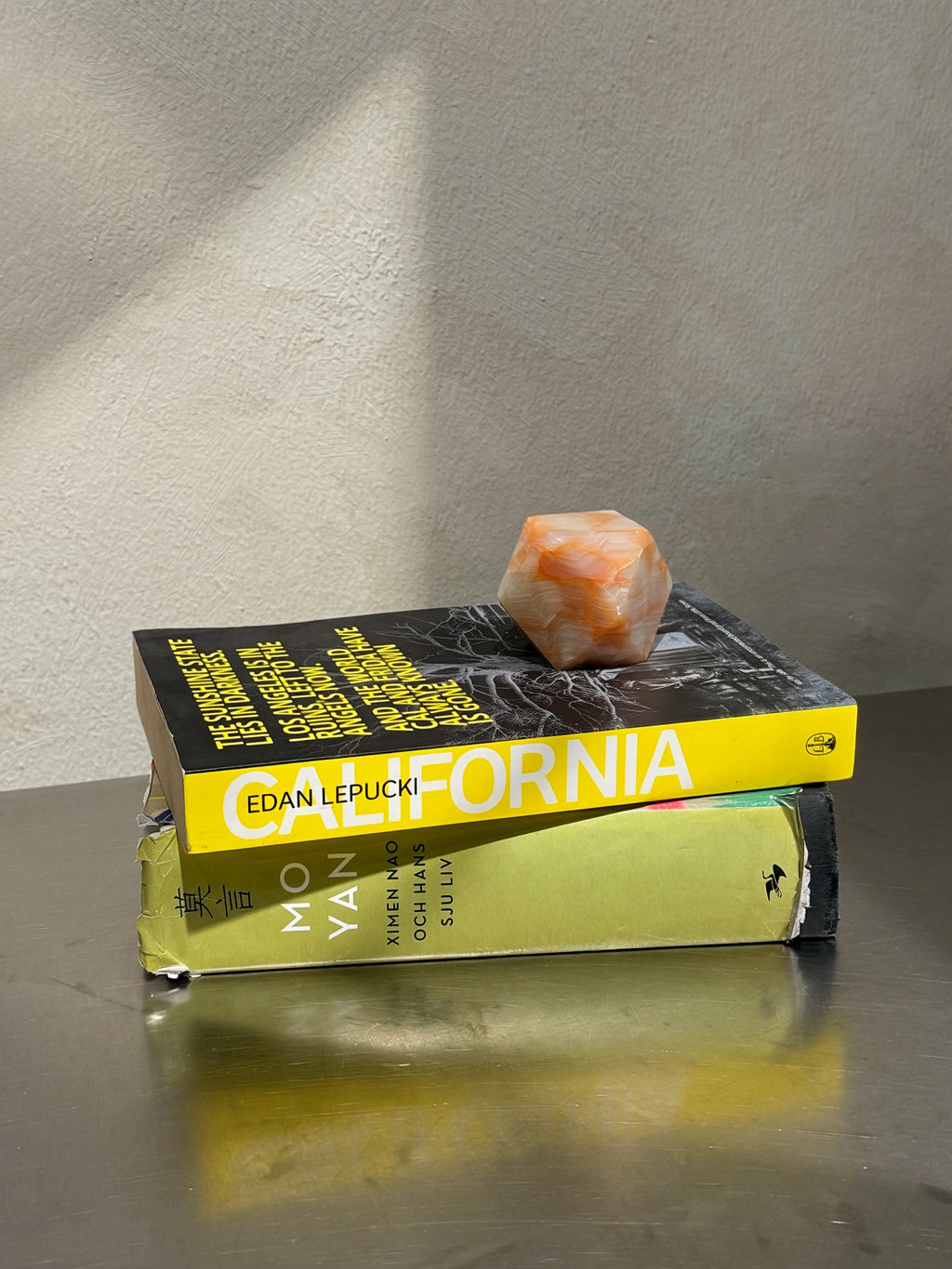 Faceted onyx paperweight